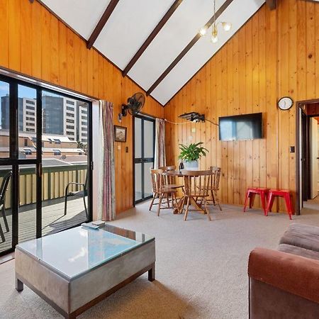 Downtown Mountview - Mt Maunganui Holiday Home ماوْنت مونغانيو المظهر الخارجي الصورة