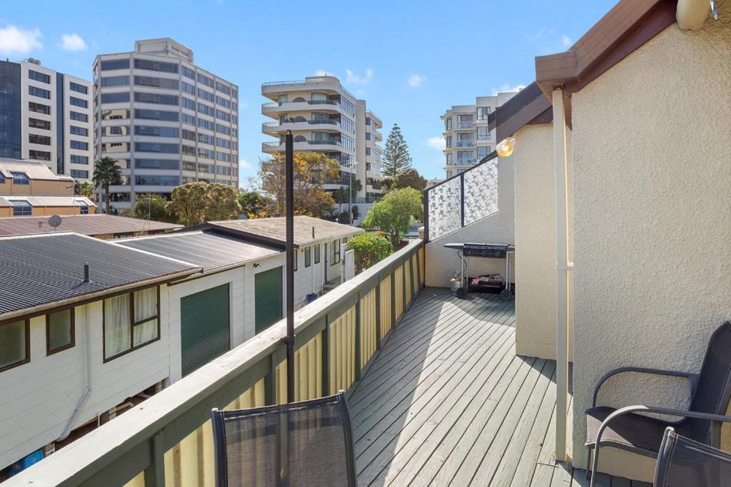 Downtown Mountview - Mt Maunganui Holiday Home ماوْنت مونغانيو المظهر الخارجي الصورة